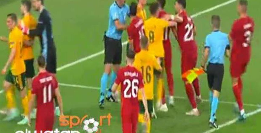 عاجل.. خناقة شوارع بين لاعبي تركيا وويلز في يورو 2020.. والحكم يتدخل «فيديو»
