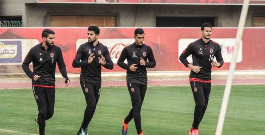 مفاجأة.. منتخب مصر يطلب "6 لاعبين" من الأهلي وشريف إكرامي خارج الحسابات