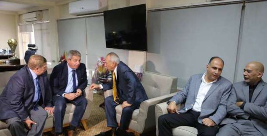 بالصور| وزير الرياضة يلتقى مجلس إدارة النادى الإسماعيلي