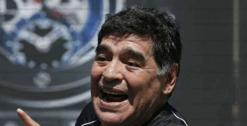 صحيفة أرجنتينية: ما تناوله مارادونا على دكة البدلاء حبوب للضغط وليست منشطات