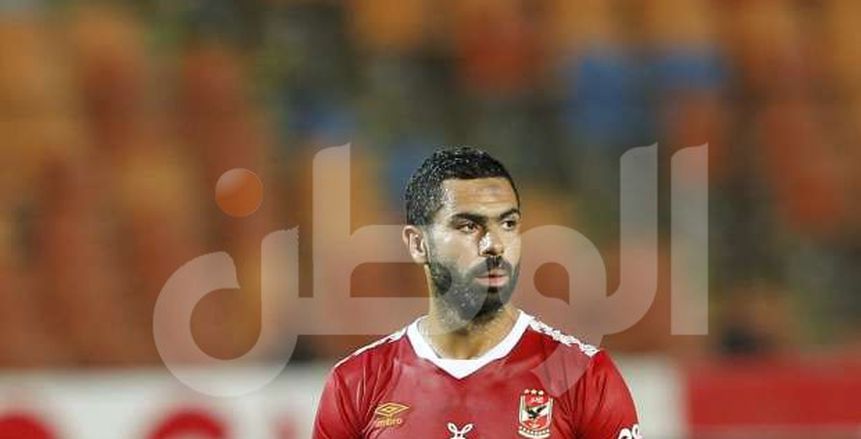 أحمد حسن: أحمد فتحي سيشارك مع الأهلي في دوري الأبطال