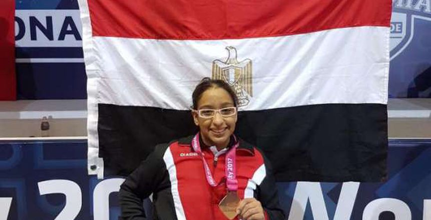 "آية أيمن" أول مصرية تفوز ببرونزية العالم للسباحة البارالمبية
