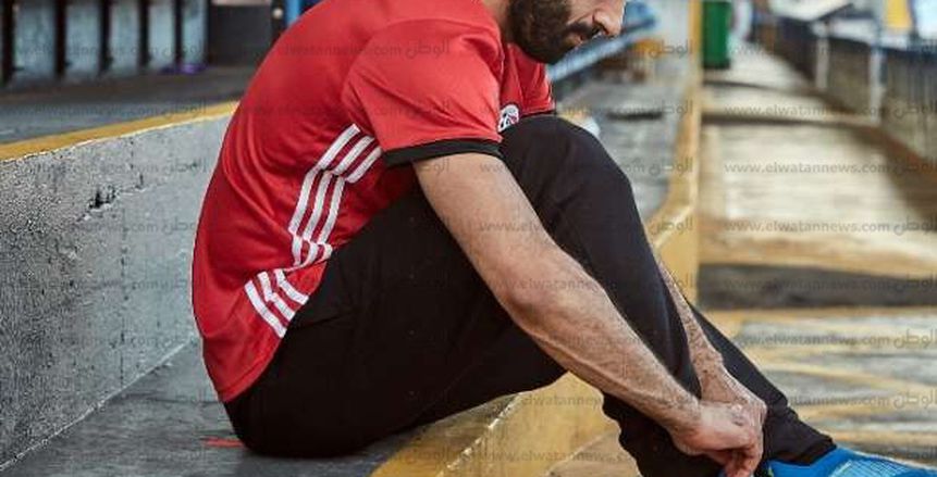 بالصور| «صلاح» يقود حملة أحدث أحذية نجوم كأس العالم