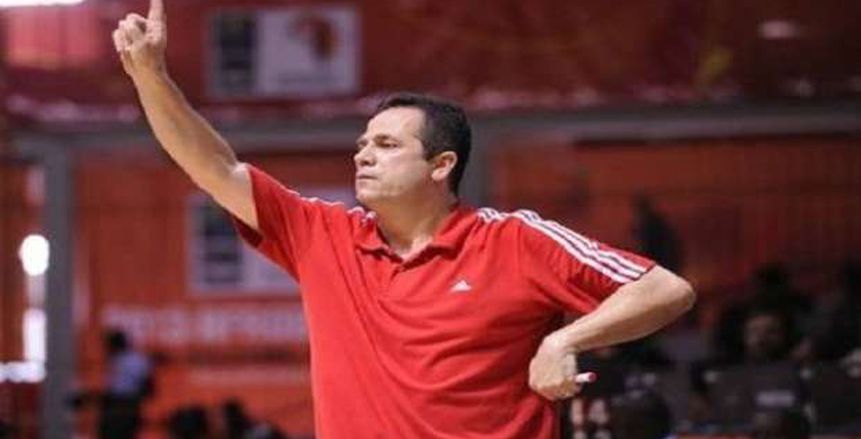 جماهير الاتحاد تهاجم عمرو أبو الخير بسبب تراجع نتائج فريق السلة