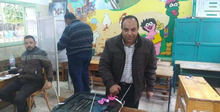 رئيس اتحاد تنس الطاولة يدلي بصوته في انتخابات الرئاسة