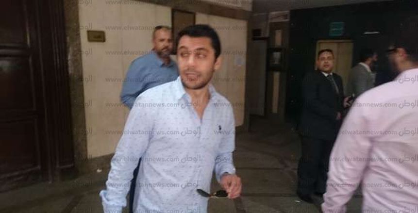 أحمد حسن بعد مغادرته للمحكمة: منتظر حكم القضاء في تحديد هوية من يهددني بالقتل
