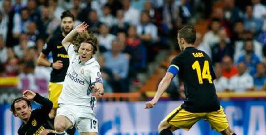 بنزيما وديباي في تشكيل ديربي ريال مدريد وأتلتيكو مدريد المتوقع