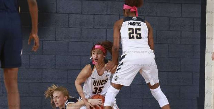 بالصور| نادين سلعاوي تساهم في فوز فريقها على متصدر دوري جامعات السلة الأمريكي