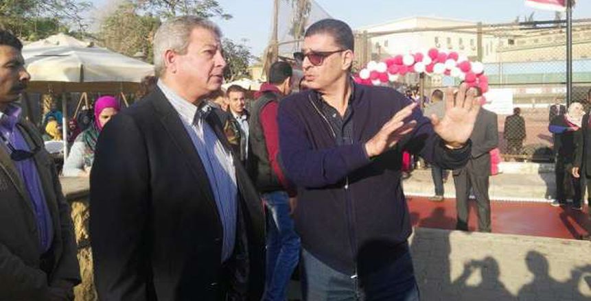 "طاهر" يصطحب وزير الرياضة في جولة تفقدية بالأهلي