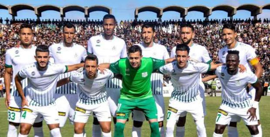 رئيس الدفاع الجديدي يحمس لاعبيه قبل مواجهة الرجاء في الدوري المغربي