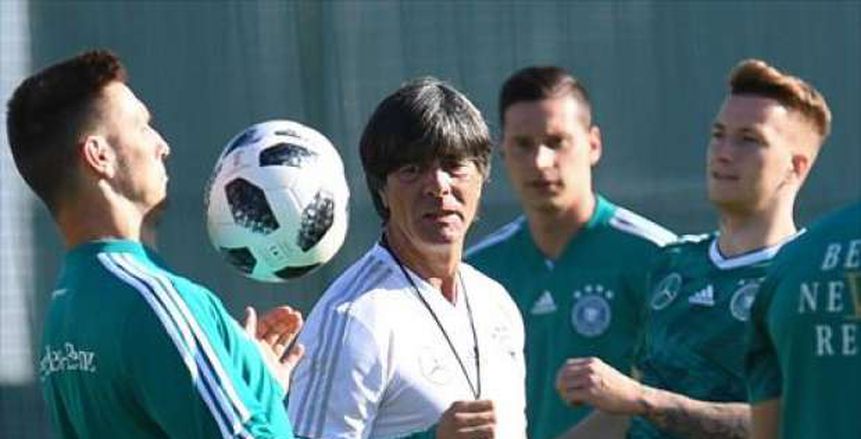 يواكيم لوف يضم ثنائي بايرن ميونيخ لقائمة ألمانيا في دوري أمم أوروبا