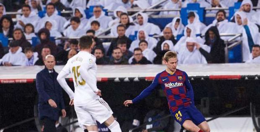 30 دقيقة.. محاولات مستمرة من ريال مدريد وبرشلونة لهز الشباك