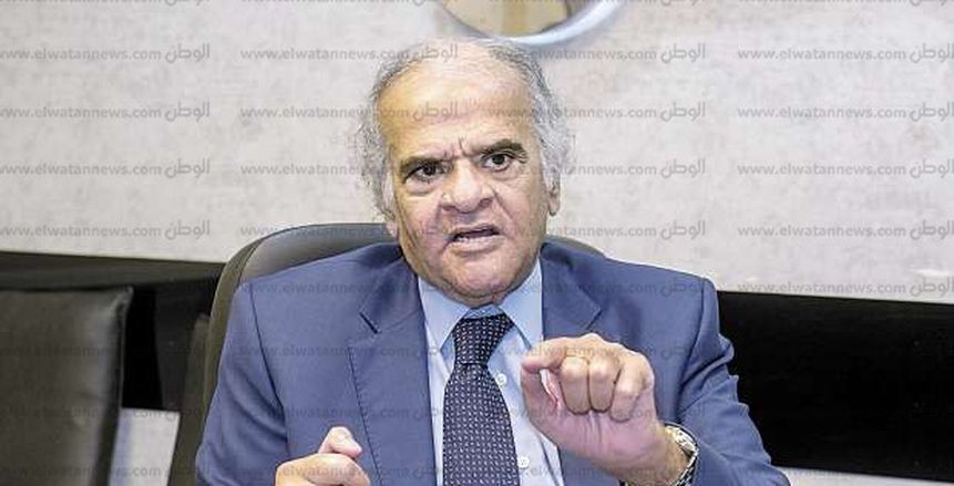 ممدوح عباس يطالب وزير الرياضة بتعيين لجنة لإدارة الزمالك (مستندات)