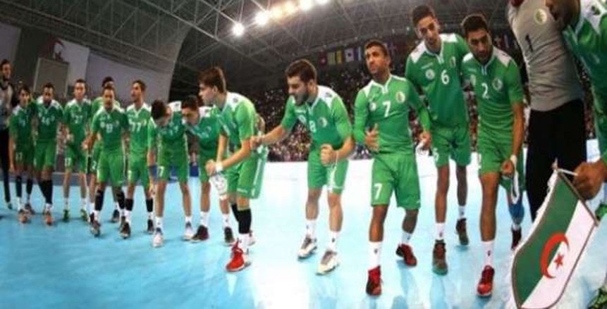 وصول بعثة منتخب الجزائر للمشاركة في بطولة أفريقيا لكرة اليد مصر 2022