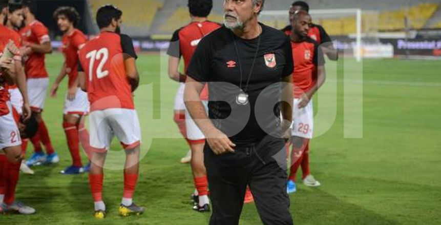 الاهلي عن طلب لاسارتي ضم مهاجم سوبر: "مش في إيدينا"