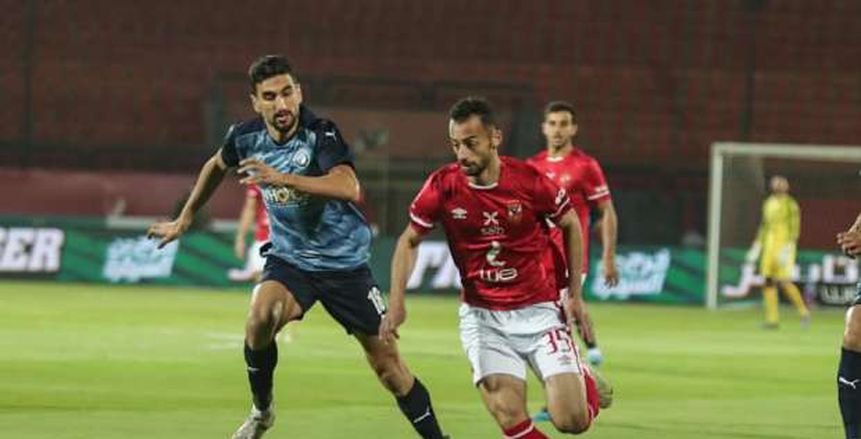 حكم مباراة الأهلي وبيراميدز يصل القاهرة خلال ساعات