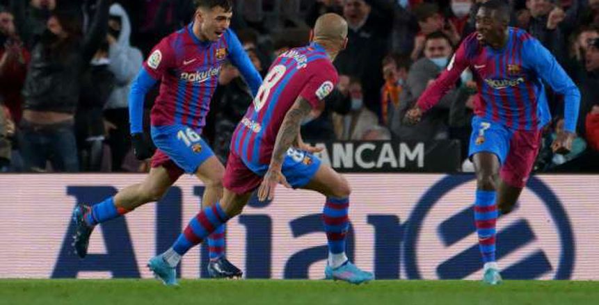 تشكيل برشلونة ضد رايو فاليكانو. ديمبيلي وتوريس يقودان الهجوم