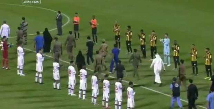 فيديو.. ممر شرفي لأبطال الصحة والأمن في مباراة الاتحاد وأبها بالدوري السعودي