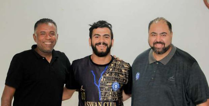 أسوان يضم محمود صابر لاعب الأهلي ومنتخب الشباب السابق