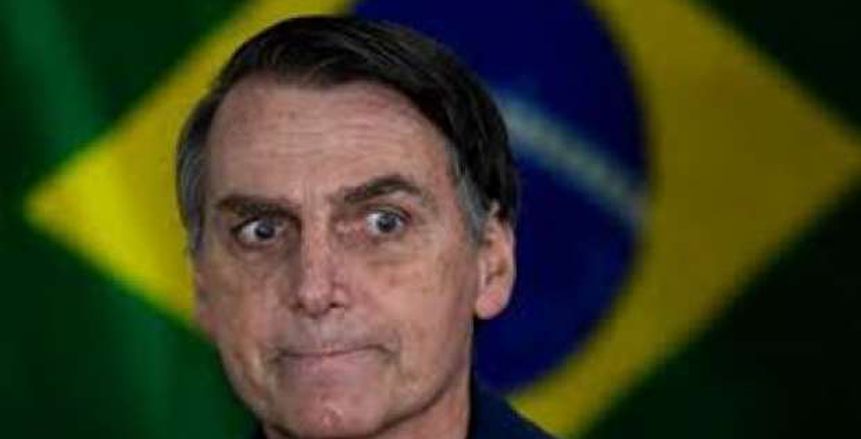 رئيس البرازيل يطالب بعودة كرة القدم: الموت لا يهدد اللاعبين لو أصيبوا بكورونا