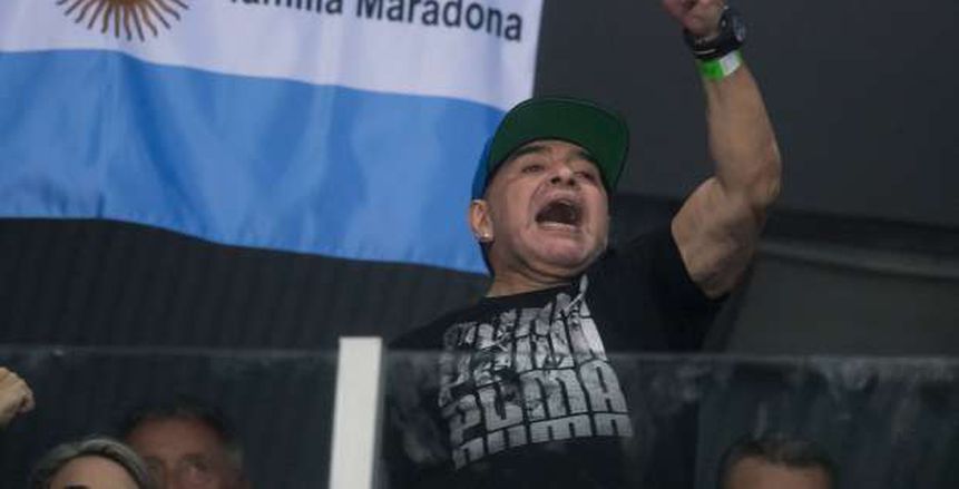 «مارادونا» يشن هجوماً لاذعاً على الاتحاد الأرجنتيني ويصفه بالكارثي