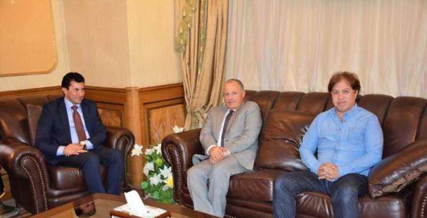وزير الرياضة يلتقي «أبو ريدة وسويلم» لمناقشة ترتيبات مباراة مصر وسويزلاند
