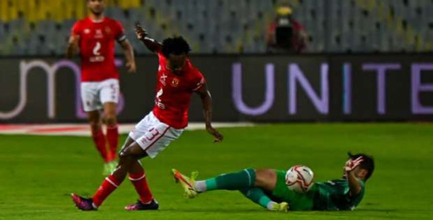 الخوف من «الثالثة عشر» يطارد الأهلي أمام المصري في الدوري