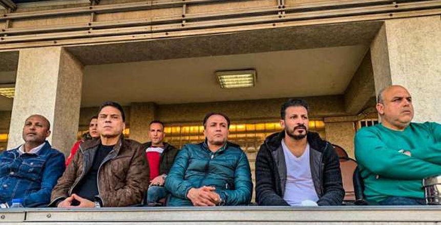 حسام البدري يتابع مباراة الاتحاد السكندري وأسوان من ملعب المقاولون