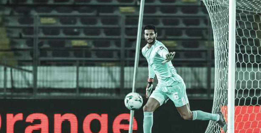 محمد الشناوي يفوز بجائزة أفضل لاعب في لقاء الأهلي والوداد