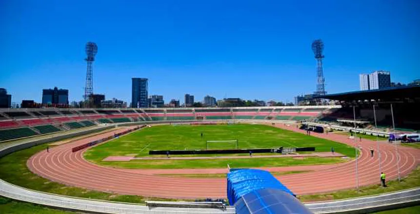 وصول حافلة الزمالك لملعب مباراة الشرطة الكيني