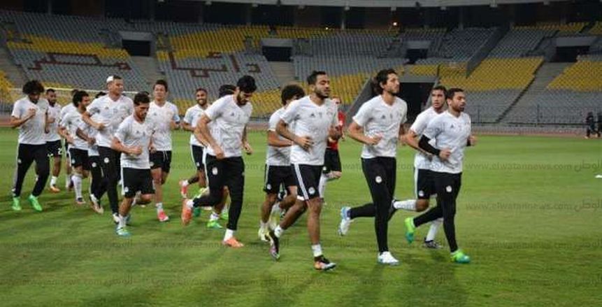 بالصور| كوبر يطالب لاعبي المنتخب بالتركيز قبل مواجهة تونس