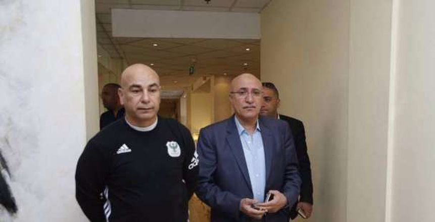 محامي التوأم يتواجد في اتحاد الكرة بعد أزمة رئيس المصري