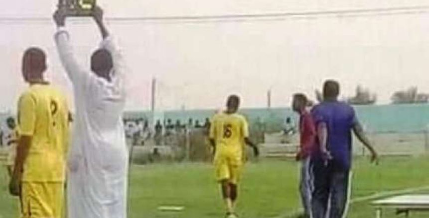 الدوري السوداني.. سيارات «نصف نقل» لحمل لاعبين مصابين للمستشفى (فيديو)