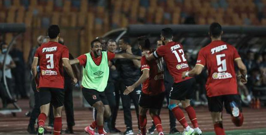 محمد شريف يحرز الهدف الأول للأهلي في شباك الزمالك «فيديو»