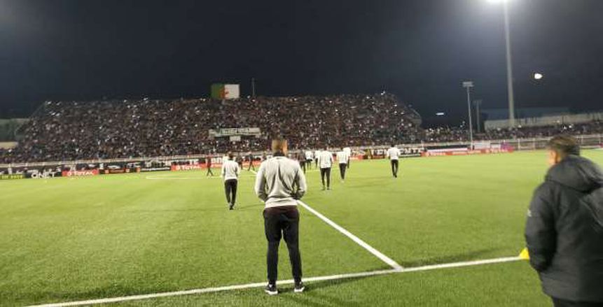 لاعبو الأهلي يتفقدون ملعب «8 مايو» قبل مواجهة «سطيف»