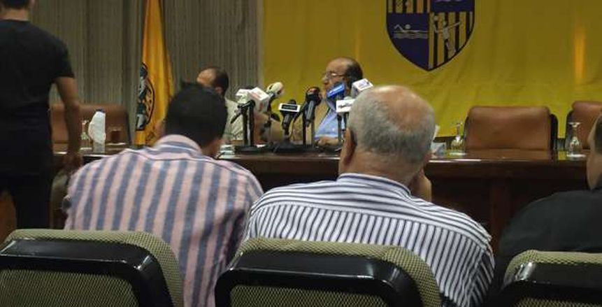 بالصور.. المقاولون العرب يُقدم صفقاته الجديدة في مؤتمر صحفي