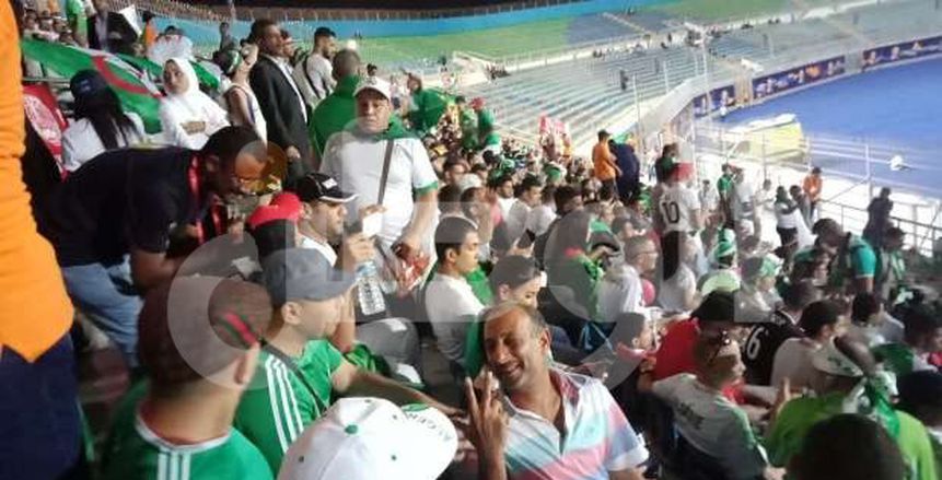الاتحاد الجزائري يمنح جماهيره 800 تذكرة في مباراة غينيا بدور الـ16