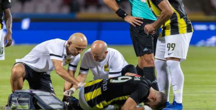 إصابة بنزيما تُقلق اتحاد جدة قبل مواجهة الأهلي في كأس العالم للأندية