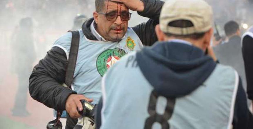 إصابات بين لاعبي الرجاء في شغب بمباراة في الدوري المغربي (فيديو وصور)