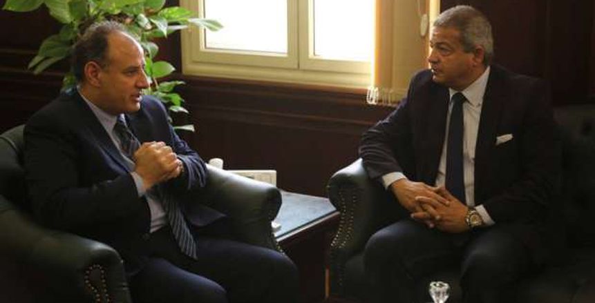 وزير الرياضة يلتقى محافظ الإسكندرية قبل بدء زيارته لمنشآت المحافظة