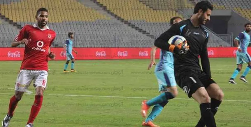 مدير الكرة بالأهلي يكشف مصير إصابة محمد الشناوي