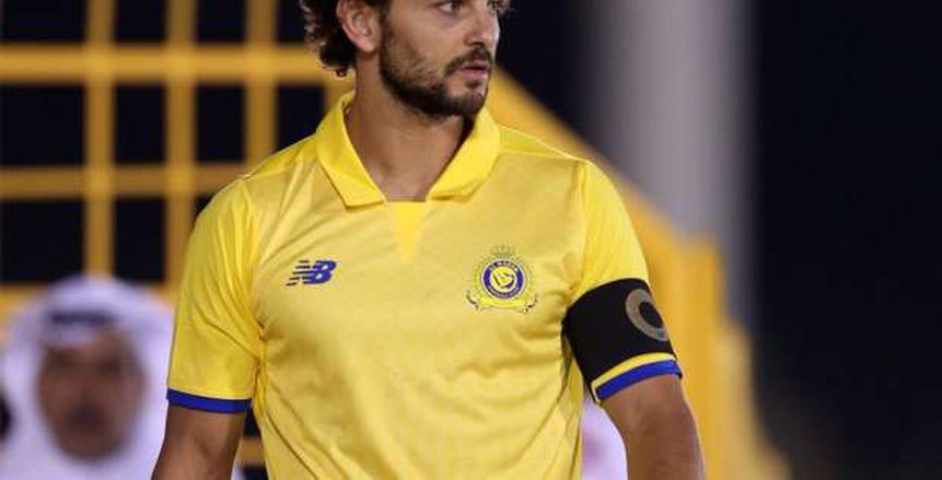 حسام غالى أساسيا فى مواجهة النصر والفيحاء