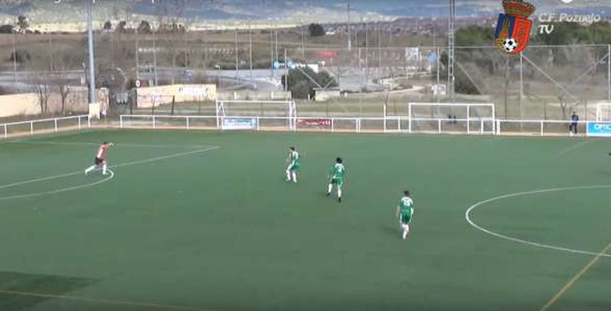 بالفيديو| حارس مرمى يسجل هدفاً من منطقة جزائه في عمر الأربعين
