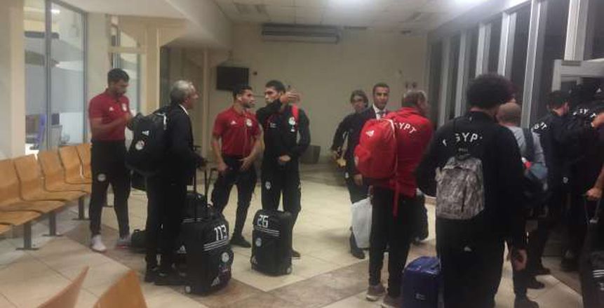 بالصور| بعثة المنتخب الوطني تصل إلى القاهرة بعد التأهل لأمم أفريقيا