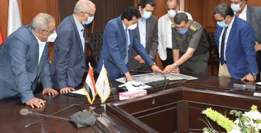 وزير الرياضة يناقش إتاحة هيئة ستاد القاهرة للاستخدام المجتمعي