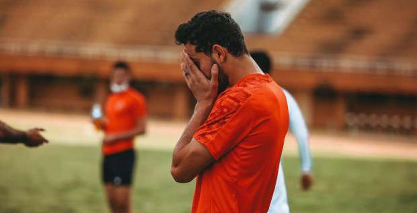 حمدي فتحي يغيب عن الأهلي في 11 مباراة