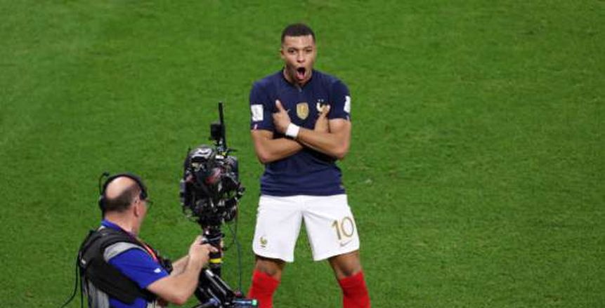 «خطاب مبابي» سر عودة فرنسا بين شوطي مباراة الأرجنتين في نهائي كأس العالم