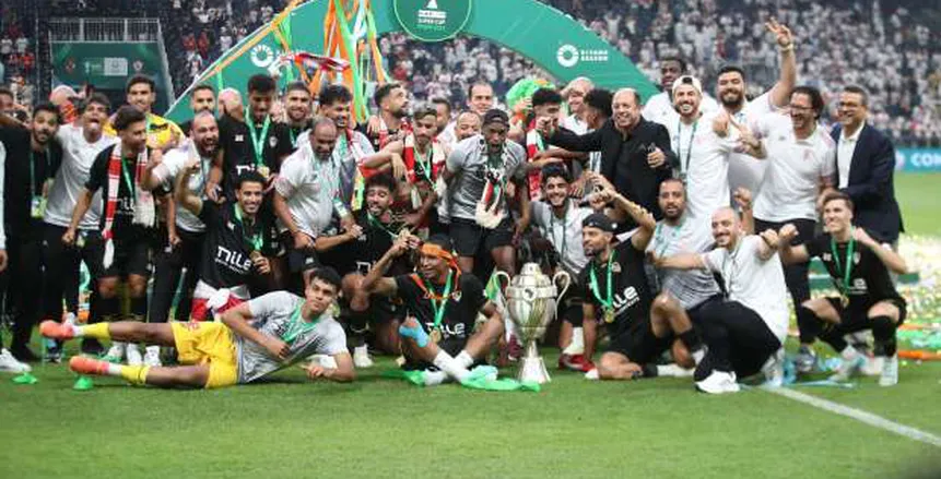 مشاهدة بث مباشر الآن لمباراة الزمالك وبيراميدز في كأس السوبر المصري