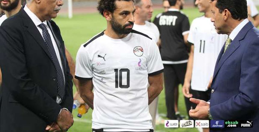 وزير الرياضة يحضر تدريب المنتخب.. وفيتوريا: أعد بتحقيق طموحات الشعب المصري