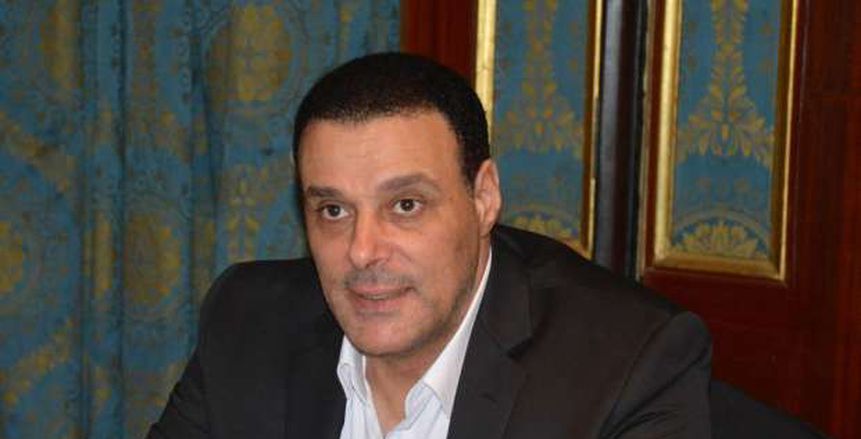 عصام عبد الفتاح: «أنا الوحيد اللي وقفت قدام تركي آل الشيخ»